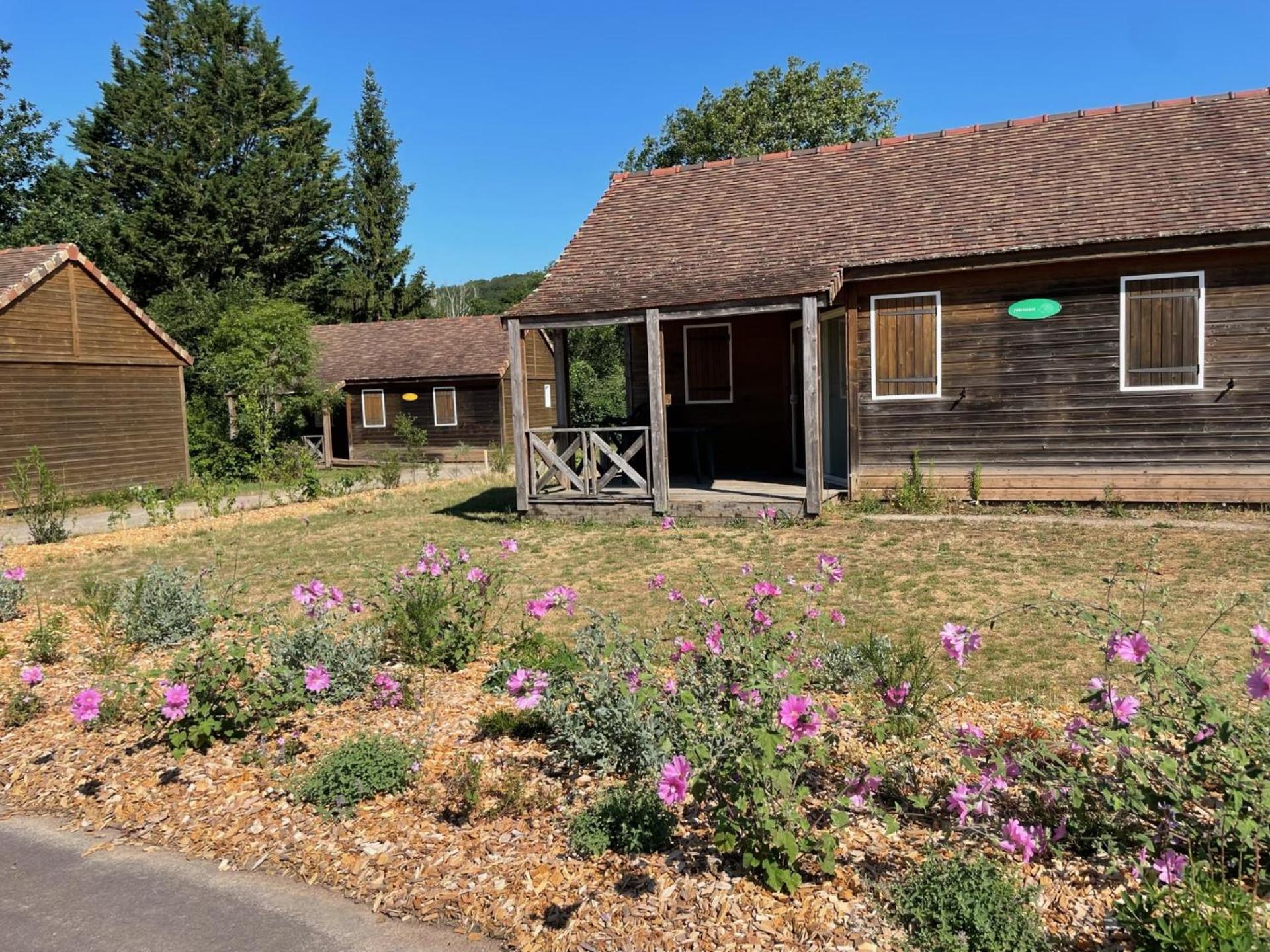 Onlycamp Le Pont Romain Yvré-lʼÉvêque Exterior foto